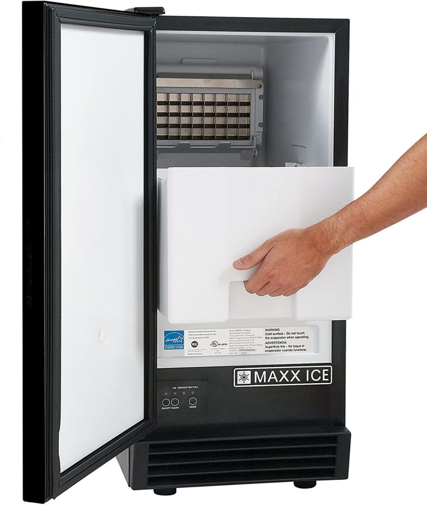 The Best Outdoor Ice Makers — TheFifty9